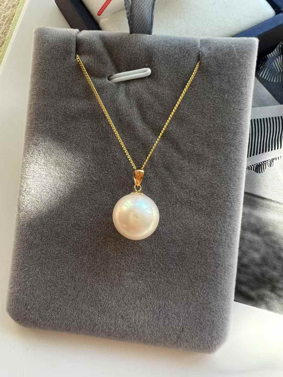 Moonlight-Pink Glow Edison Pearl Pendant