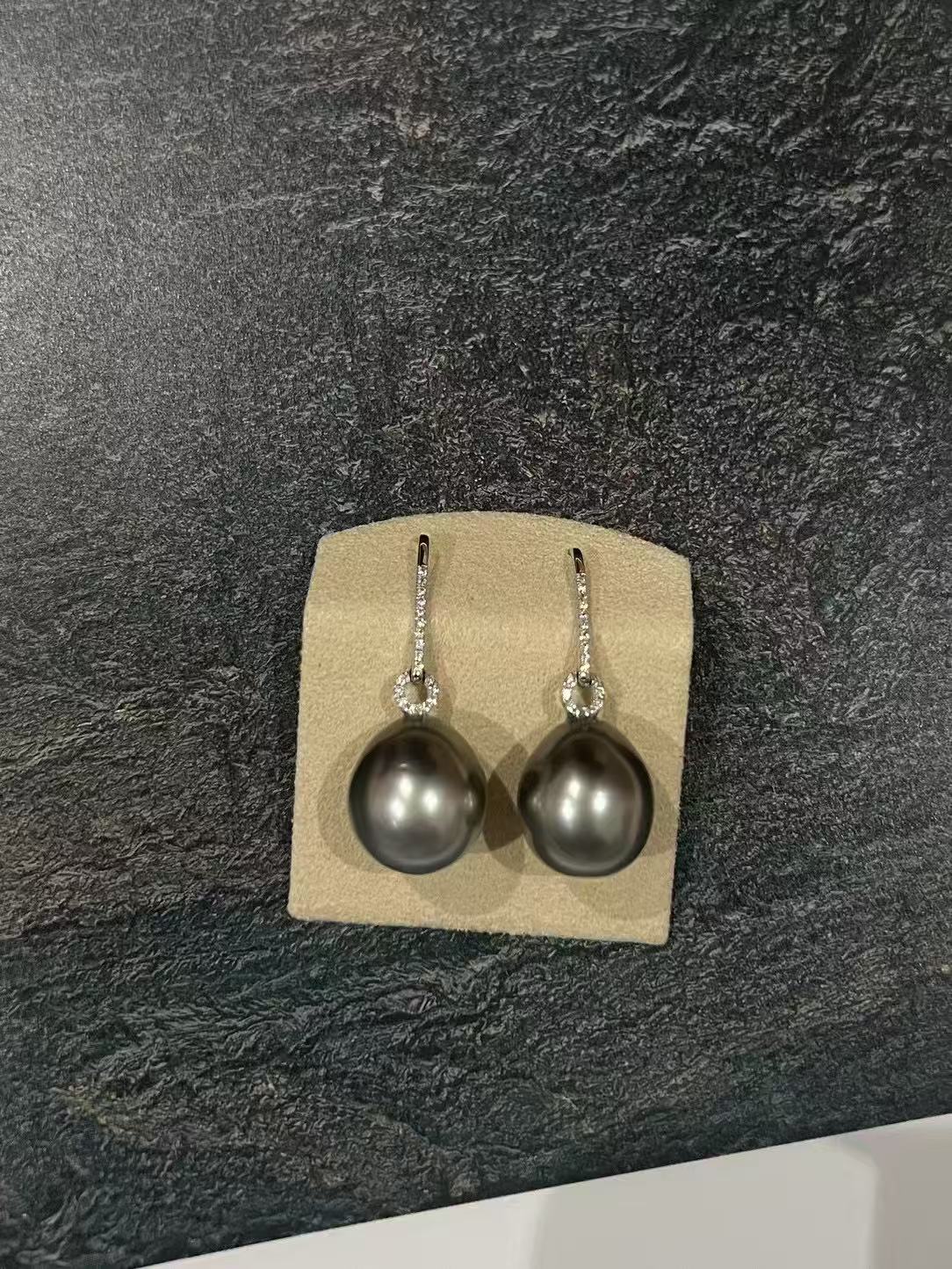 Moonlight-Tahitian Gradient Drop Earrings