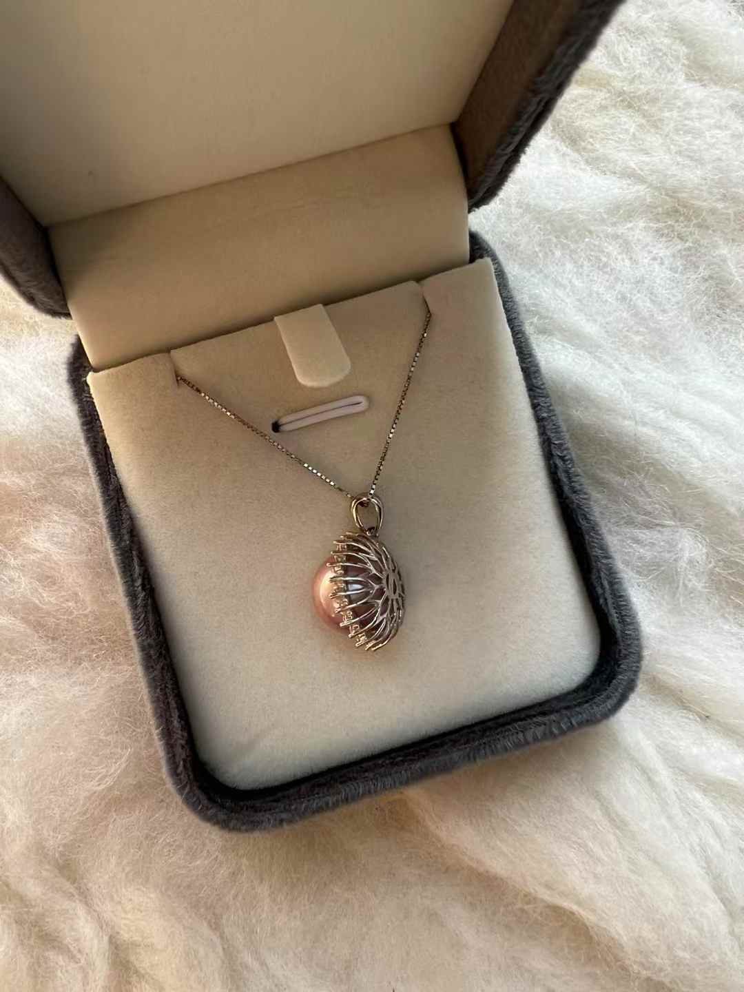 Moonlight-Sunlight Lavender Pearl Pendant