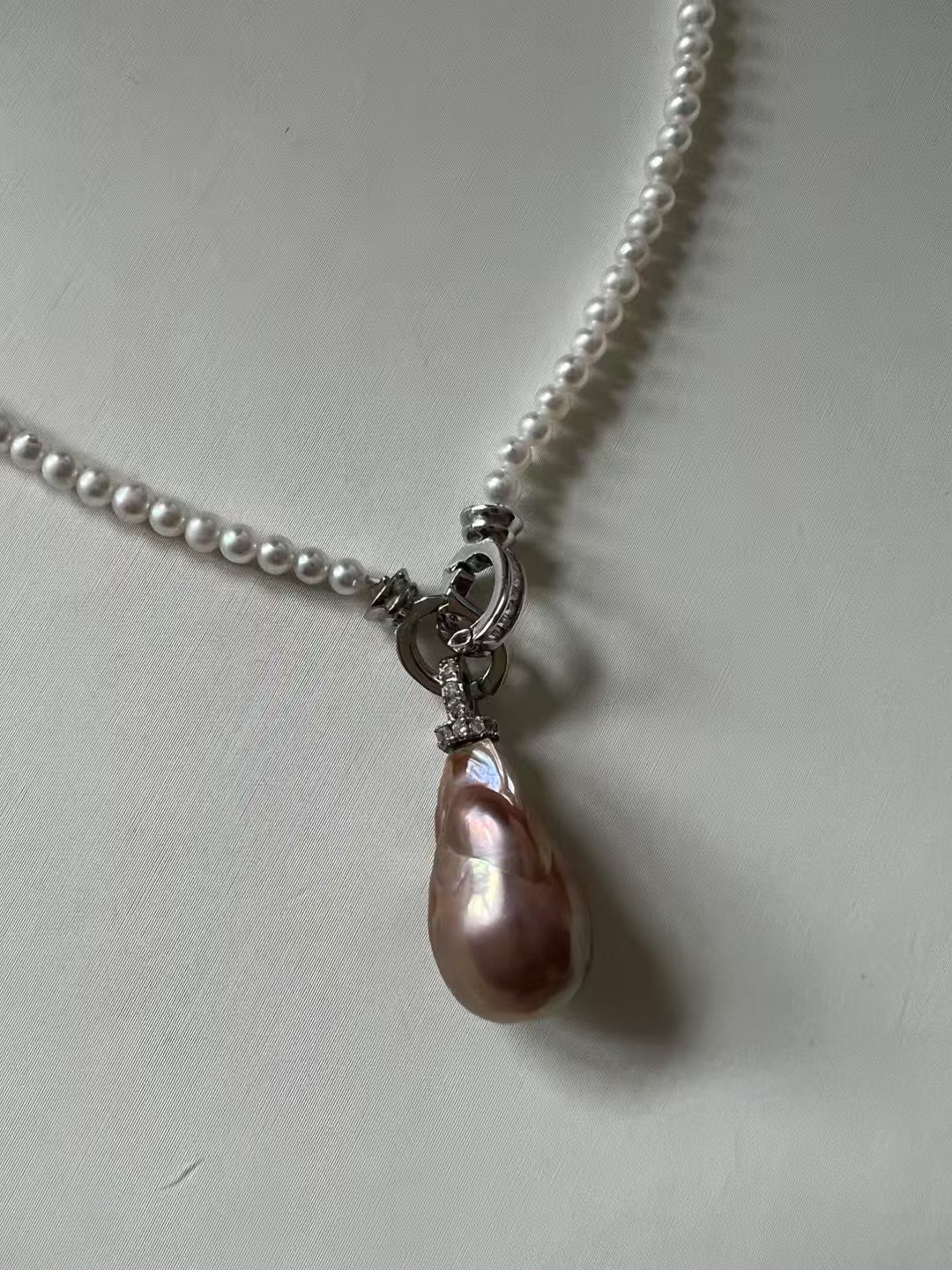 Moonlight-Lightshift Lilac Baroque Pearl Pendant