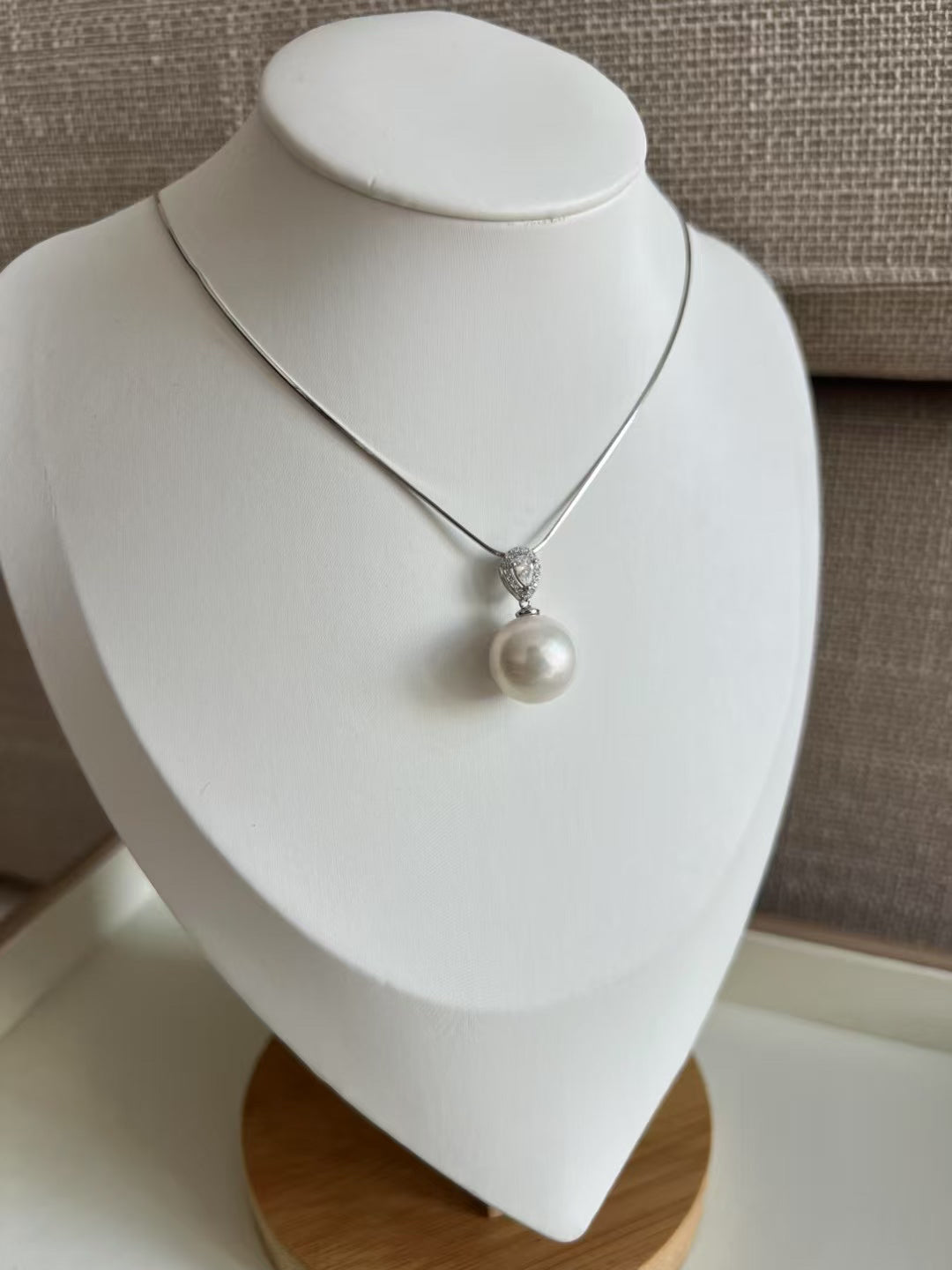 Moonlight-Edison Pearl Pendant