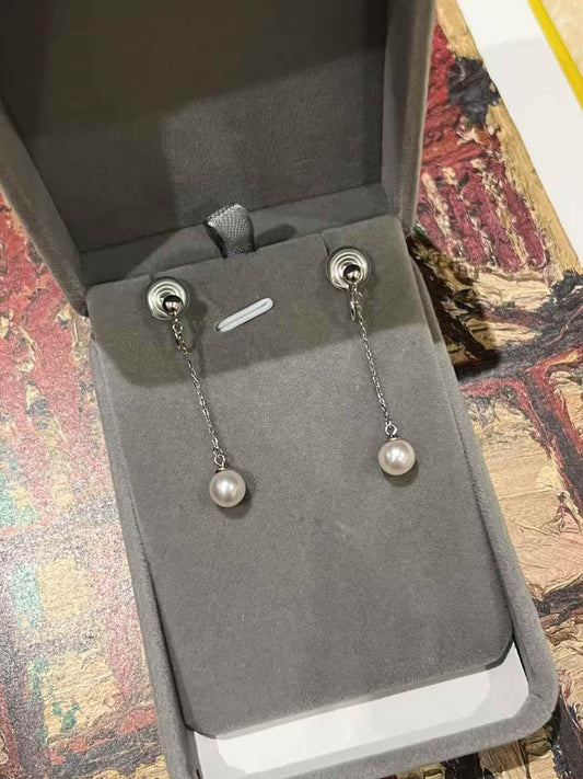 Moonlight-Fairy Light Pearl Ear Cuffs