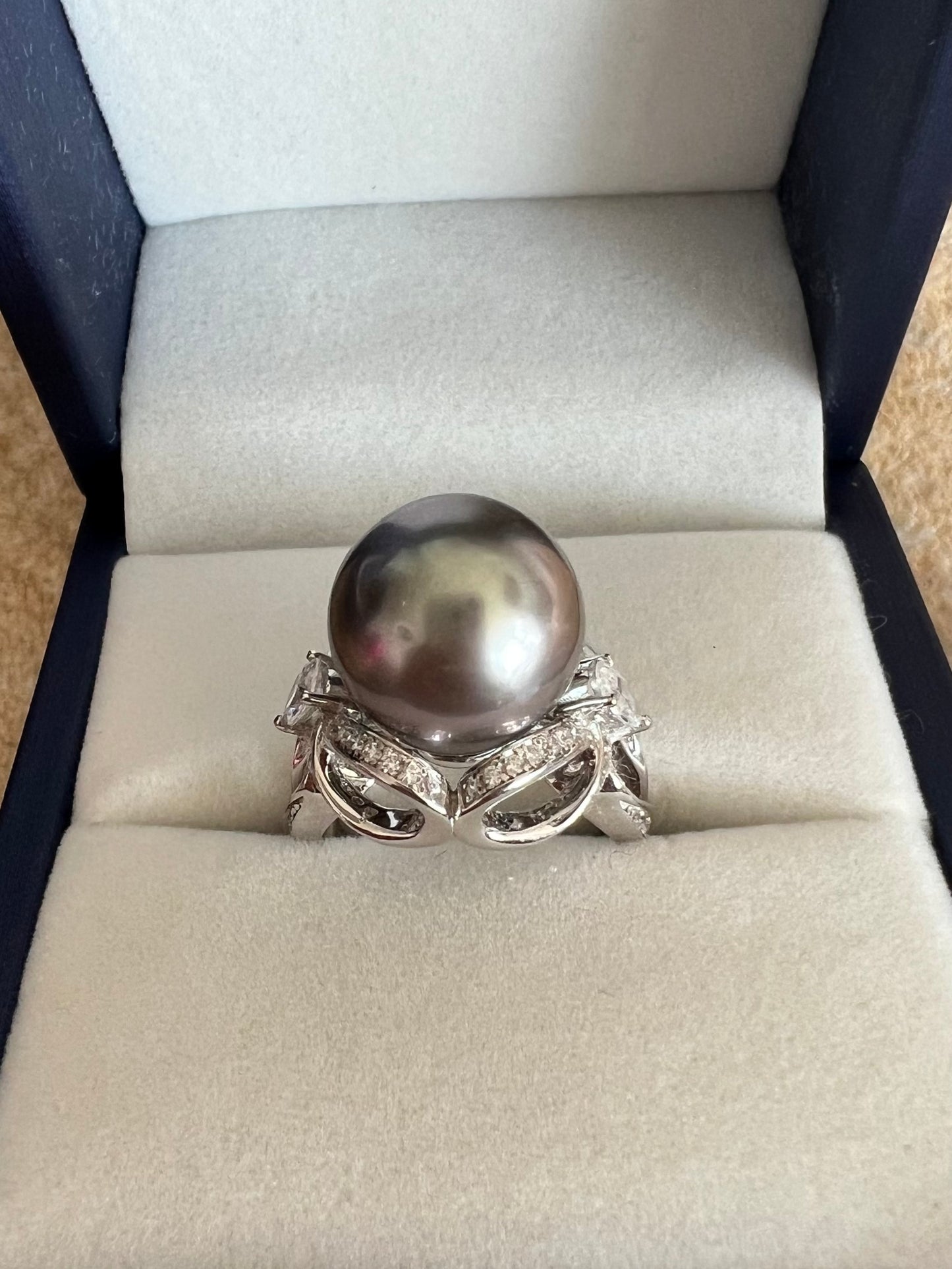 Natural Tahitian saltwater black grey pearl ring 12.9mm round