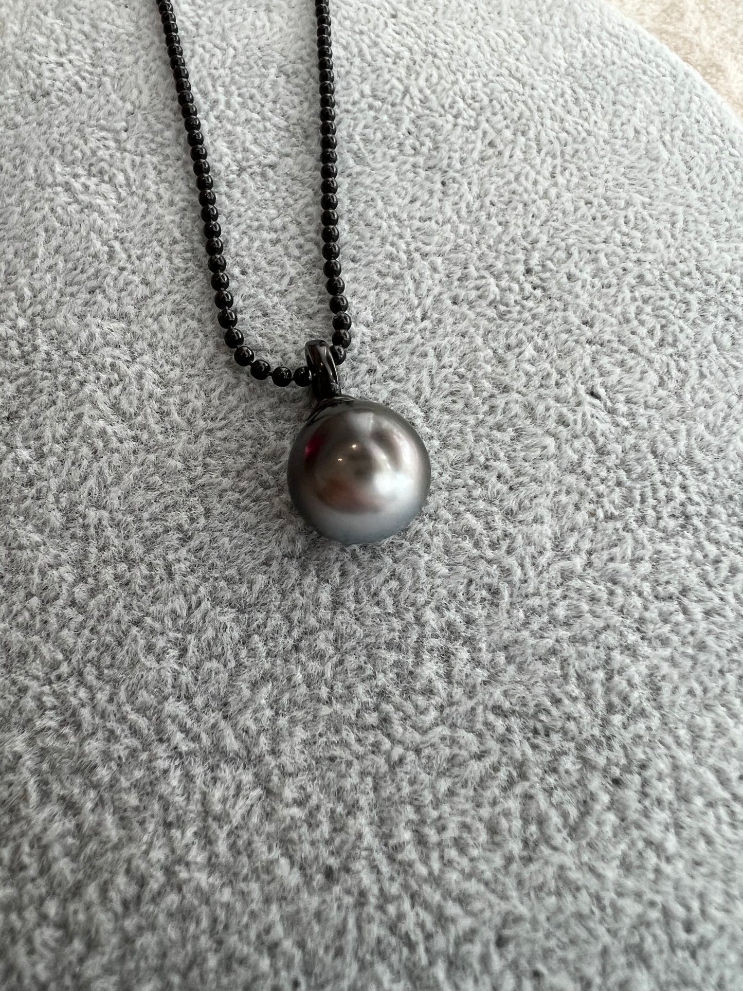 Tahitian black pearl drop shape flawless necklace 12.6mm