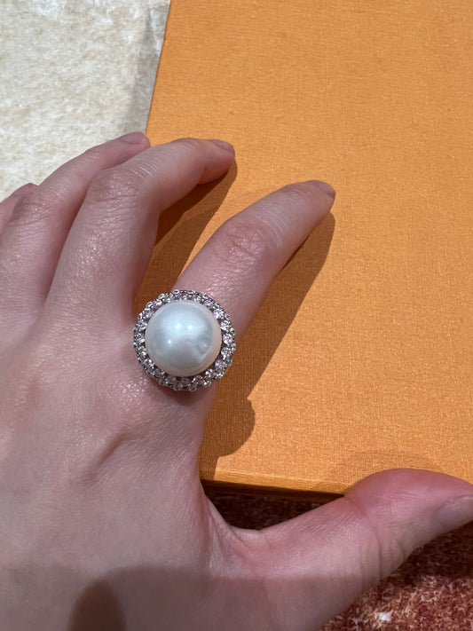 Higher luster Round Freshwater Edison pearl ring with S925 silver and zicon