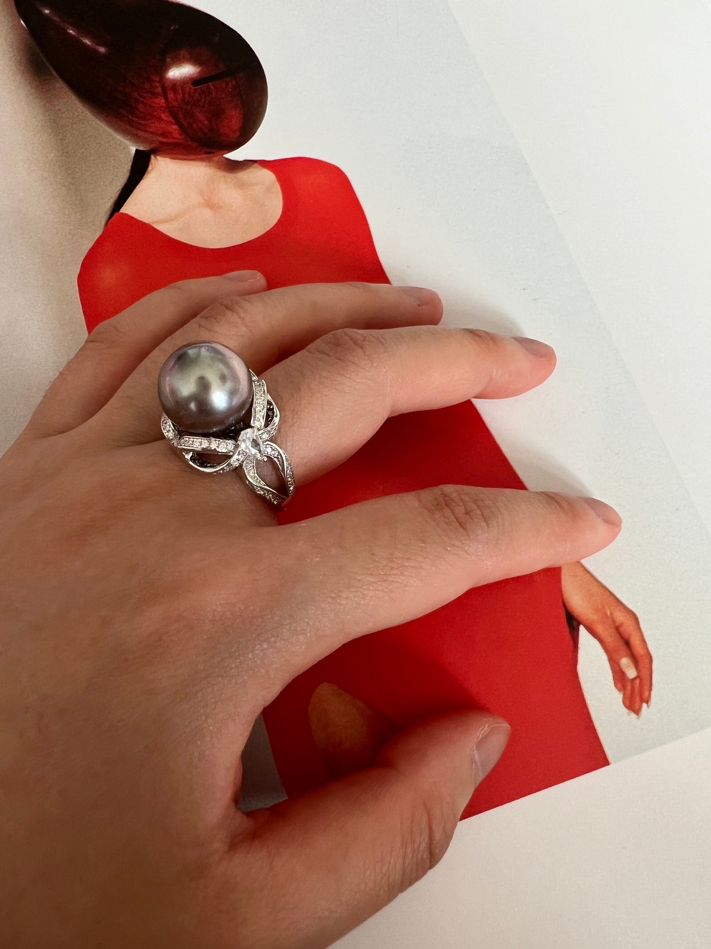 Natural Tahitian saltwater black grey pearl ring 12.9mm round