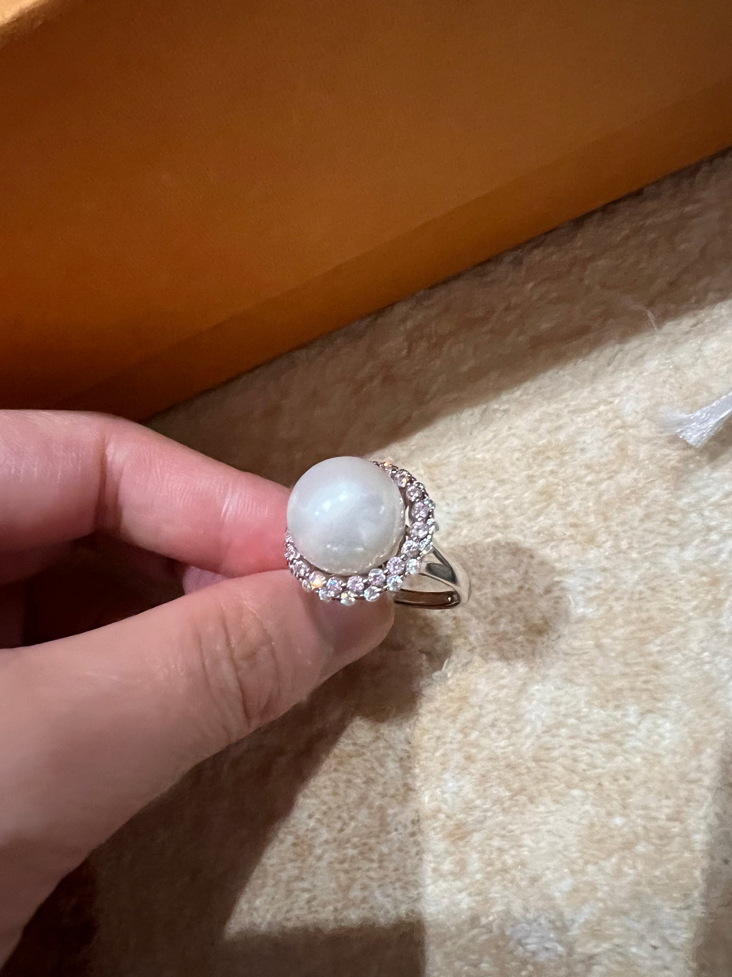 Higher luster Round Freshwater Edison pearl ring with S925 silver and zicon