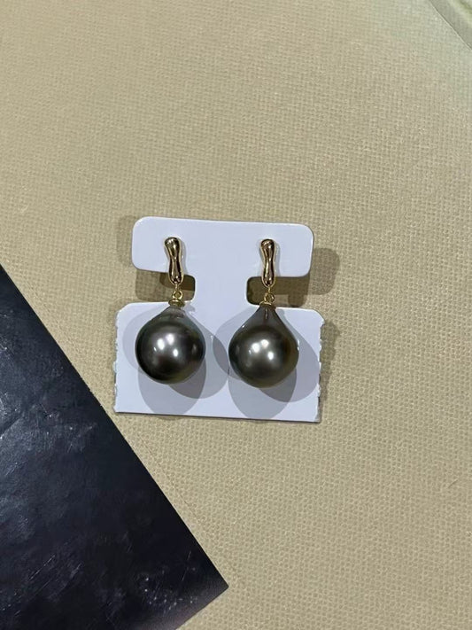 Moonlight-Tahitian Drop Earrings