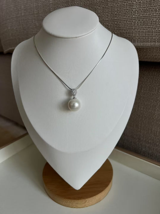 Moonlight-Edison Pearl Pendant